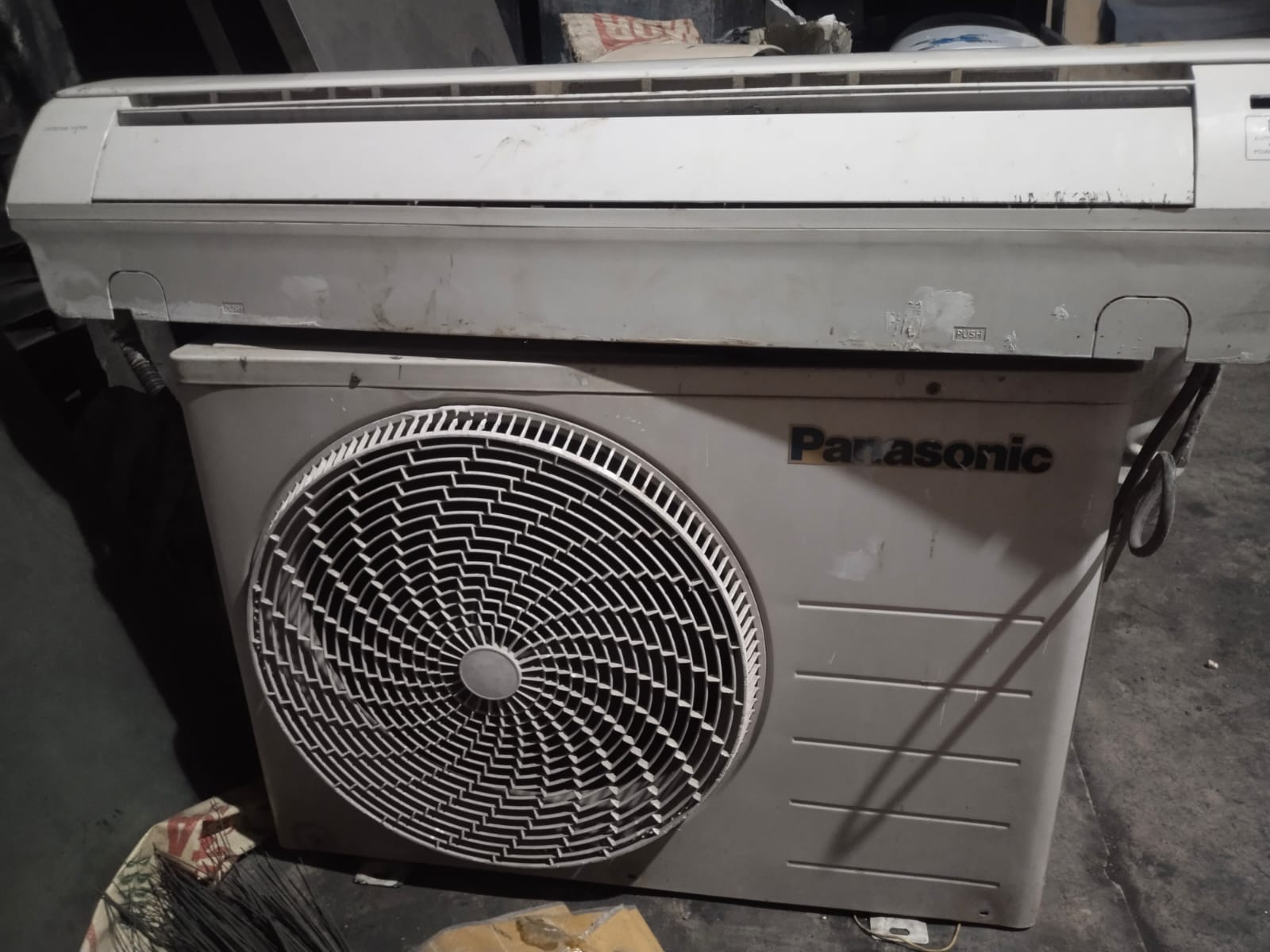 AC service work by Om AC Expert in Ulwe, Navi Mumbai